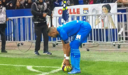 666还有第二关，瓜瓜你颤抖吧Liverpool...