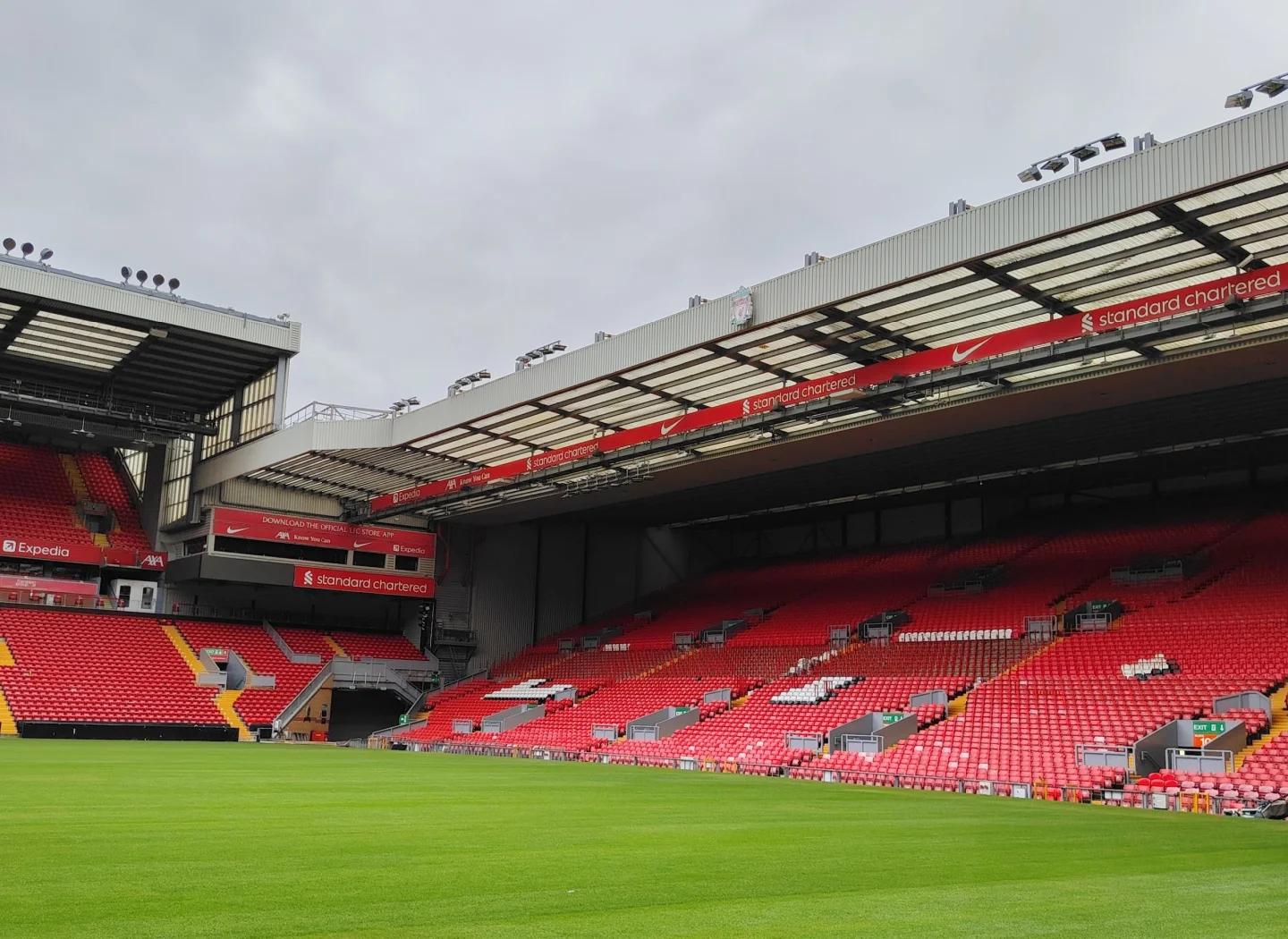 北京时间12月10日凌晨04：00，2025-26赛季欧冠联赛阶段第6轮。（2025-26赛季欧冠第6轮将于北京时间12月10日凌晨4：00进行）