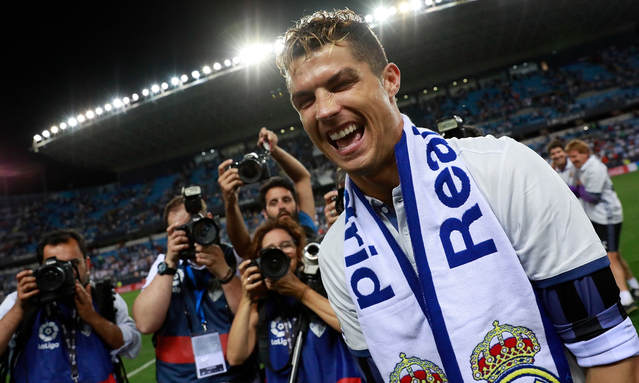 罗马诺：伊萨克受伤影响利物浦冬窗决策，1月或进行补强（罗马诺：伊萨克伤情或改变利物浦冬窗计划，1月或将引援补强）