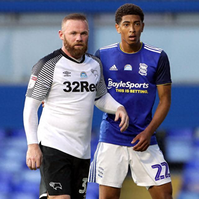 斯科尔斯、卡拉格都认为：哈白布是足球历史上最佳中场组合（斯科尔斯与卡拉格一致认同：哈白布是足坛史上最强中场组合）