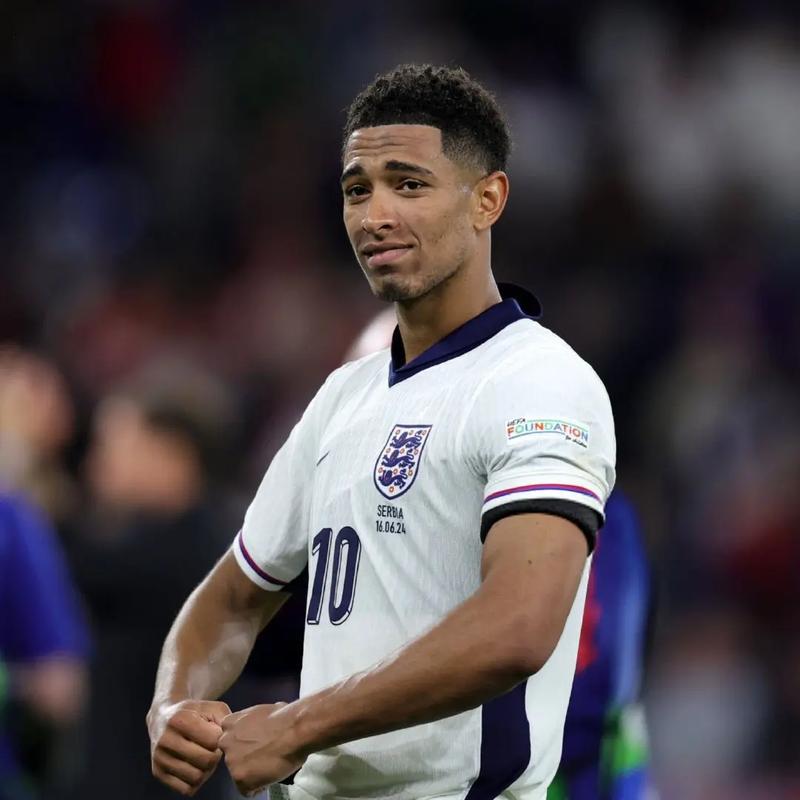 德泽尔比：格林伍德有待提升，球队要保持90分钟的高效表现（德泽尔比谈格林伍德：仍有提升空间，球队需90分钟都保持高效）