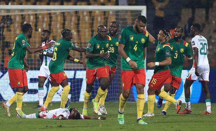 狂揽1900万！郑钦文积液反弹100%，2026能冲大满贯吗？（豪取1900万！郑钦文伤情出现反复，2026能否问鼎大满贯？）