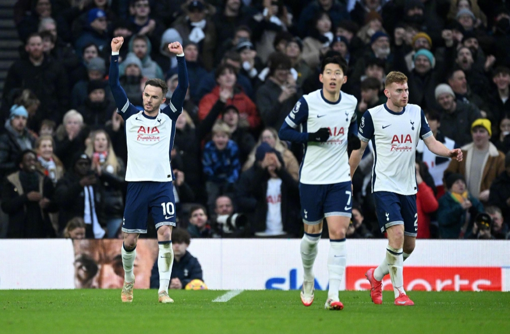 欧冠最年轻出场前10：道曼、穆科科、亚马尔前3，谢尔基第5（欧冠最年轻出场榜前十：道曼、穆科科、亚马尔包揽前三，谢尔基位列第5）