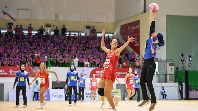 赛后情书：英超大结局阿森纳夺冠利好曼联，皇马逼平升班马（赛后速递：英超收官阿森纳称王利好曼联，皇马遭升班马逼平）