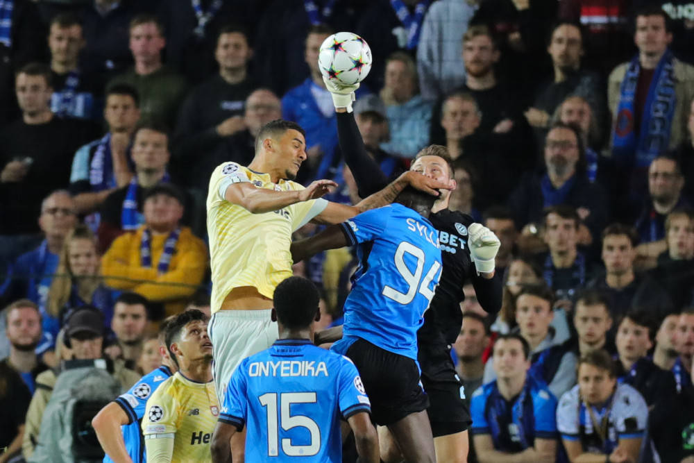 姆巴佩速度制胜 防线全面告急（姆巴佩一骑绝尘，后防线告急）