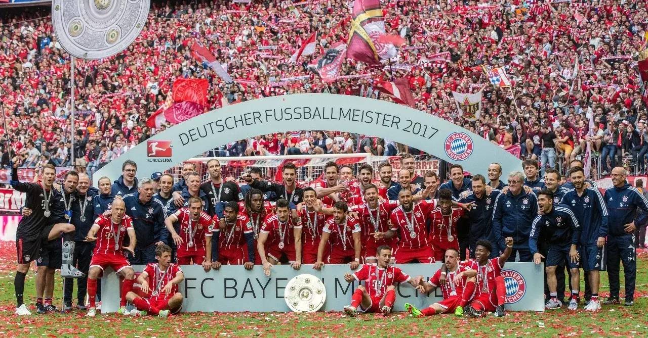 阿莫林：还没对卡塞米罗续约做决定，冬窗有合适人选才会引援（阿莫林：卡塞米罗续约未定，冬窗仅在有合适目标时引援）