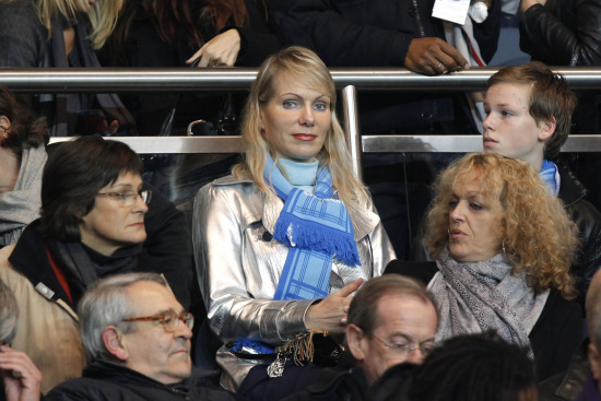 野性不可驾驭，美女球员莱曼晒大尺度艺术照（莱曼发布大胆艺术写真，野性魅力难以束缚）