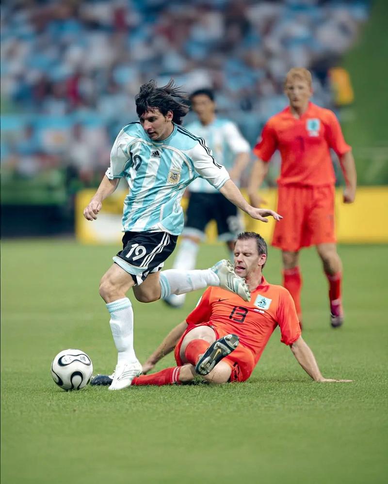 韦德：如果快船签下保罗是为了让他体面退役，计划就不该改变（韦德：若快船签保罗为体面谢幕，就不应改计划）